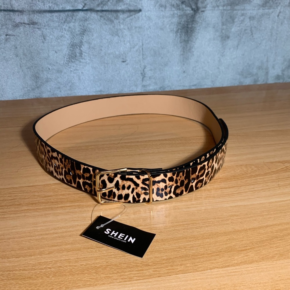 Cheetah print belt